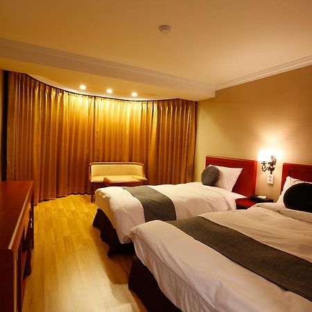อันมยอนโด พลาซ่า โฮเต็ล Hotel แทอัน ภายนอก รูปภาพ