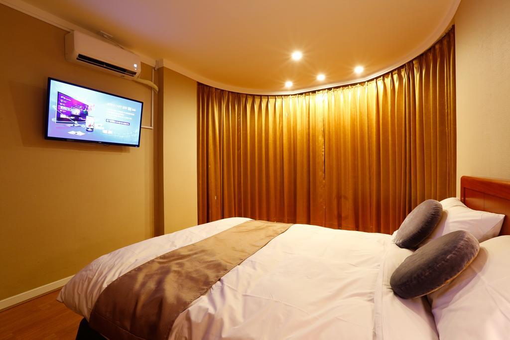 อันมยอนโด พลาซ่า โฮเต็ล Hotel แทอัน ภายนอก รูปภาพ