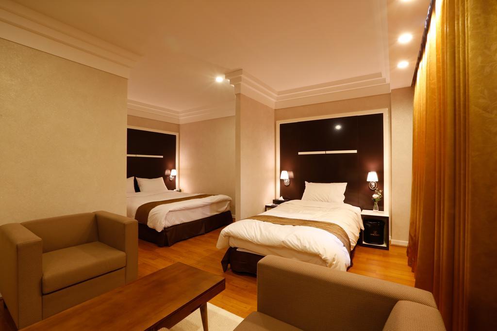 อันมยอนโด พลาซ่า โฮเต็ล Hotel แทอัน ภายนอก รูปภาพ